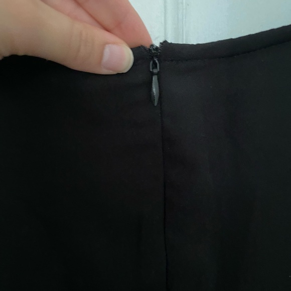 NWOT In The Style Black Ruffle Top - Picture 5 of 10